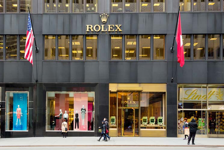 Shopping in der 5th Avenue in New York