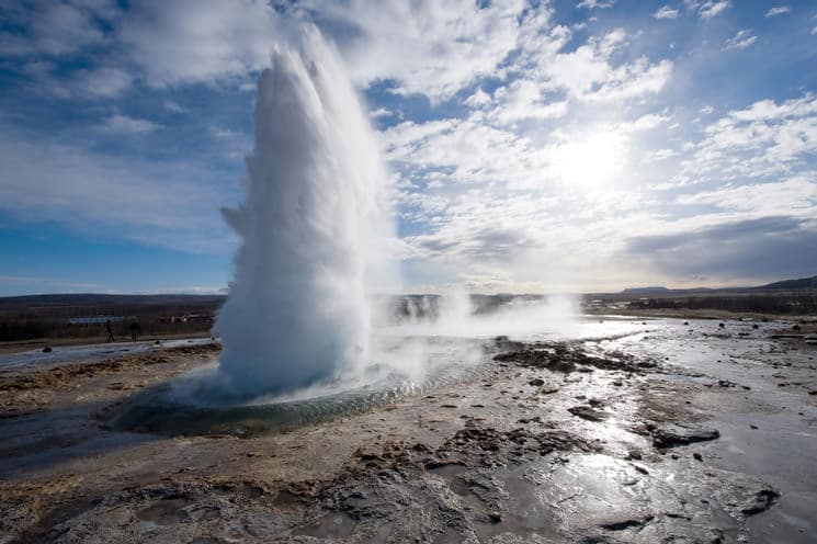 Strokkur-Geysir-in-Island