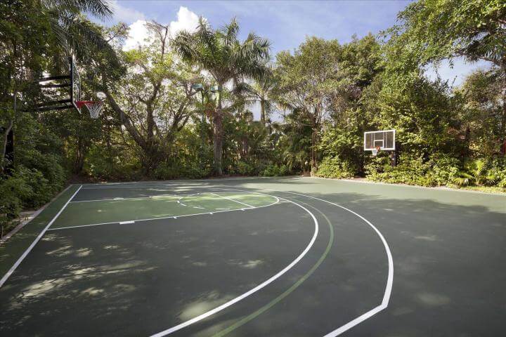 Paradiesische Villa mit Privatstrand für 186 Millionen Euro in Florida