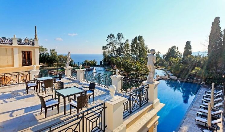 Europas teuerstes Schloss im Kolonialstil für 95 Millionen Euro in Cannes