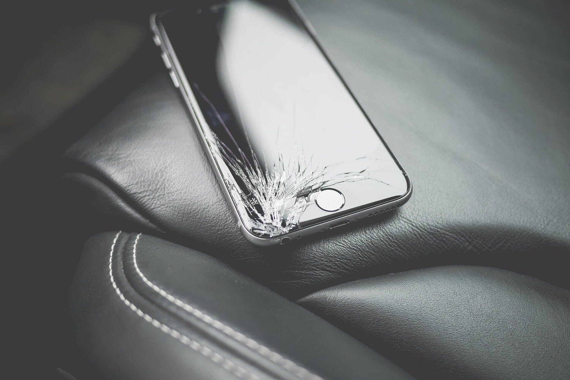iPhone Display Reparatur - deine Vorteile iPhone Display Reparatur - deine Vorteile