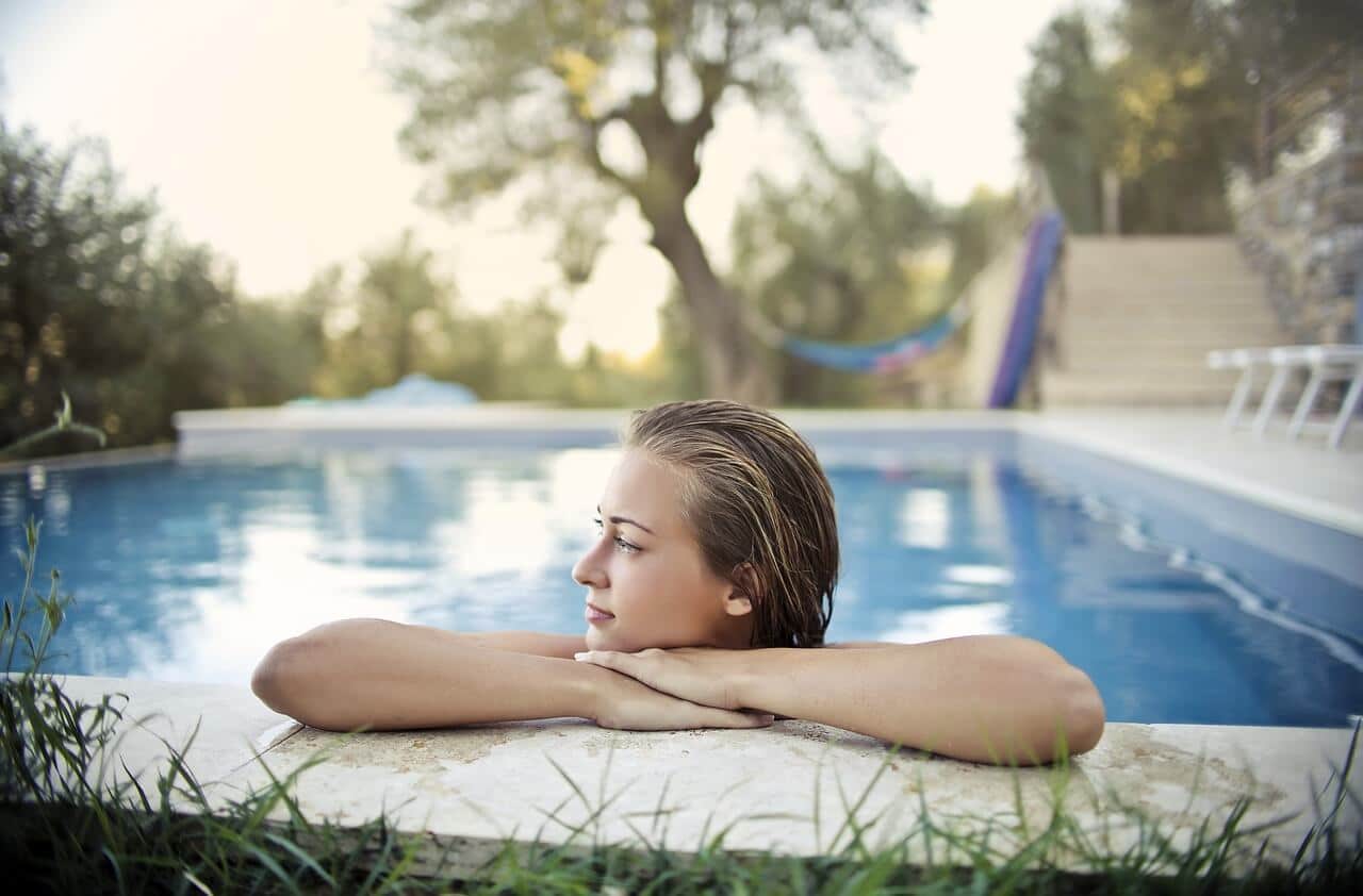 Luxus im Garten: der eigene Pool Luxus im Garten: der eigene Pool