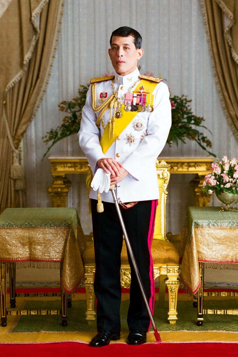 Rama X: Der König mit 17.000 Häusern, 38 Jets und einem Leben im absoluten Luxus